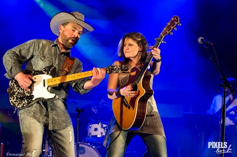 VICKY LAYNE ET Mr JAY en concert à Bourgoin Jallieu