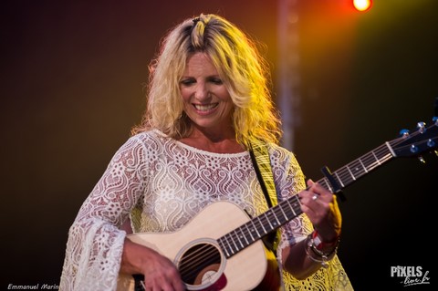 JOAN KENEDY en concert à L'American Tours Festival 2016